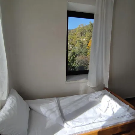 кулинарна софрица Πανσιόν