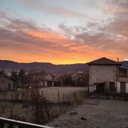 Guest house кулинарна софрица Hvoyna