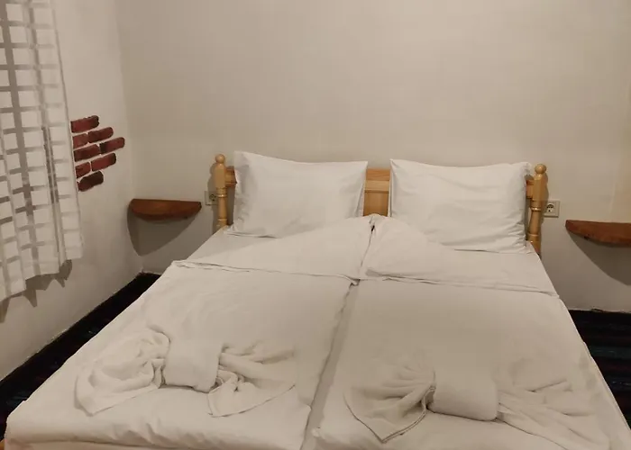 Къща за гости кулинарна софрица Хвойна