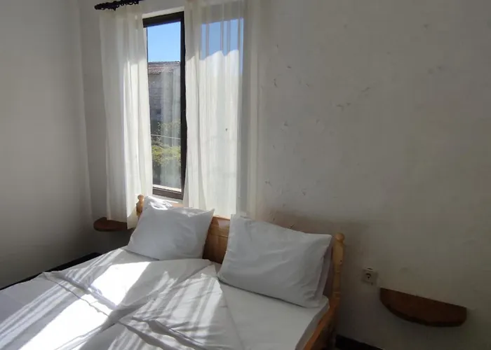 кулинарна софрица Къща за гости Хвойна